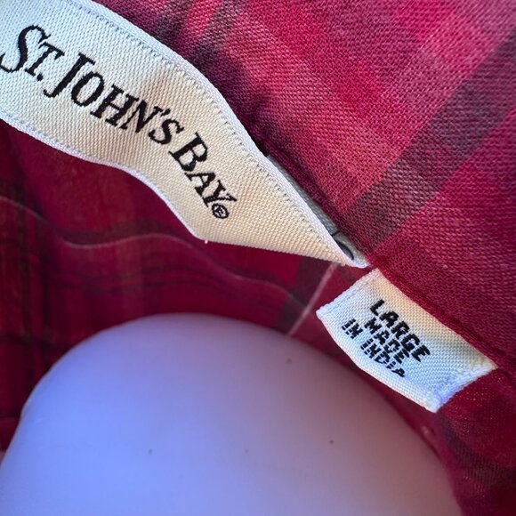 St. Johns Bay Red Plaid Short Sleeve Button-Up Womens Shirt Size L Cotton Casual - Picture 2 of 8
